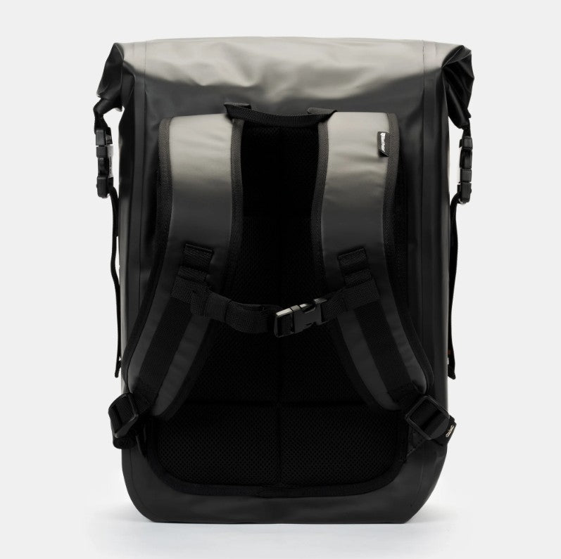 SLNT Faraday Waterproof Backpack 20L