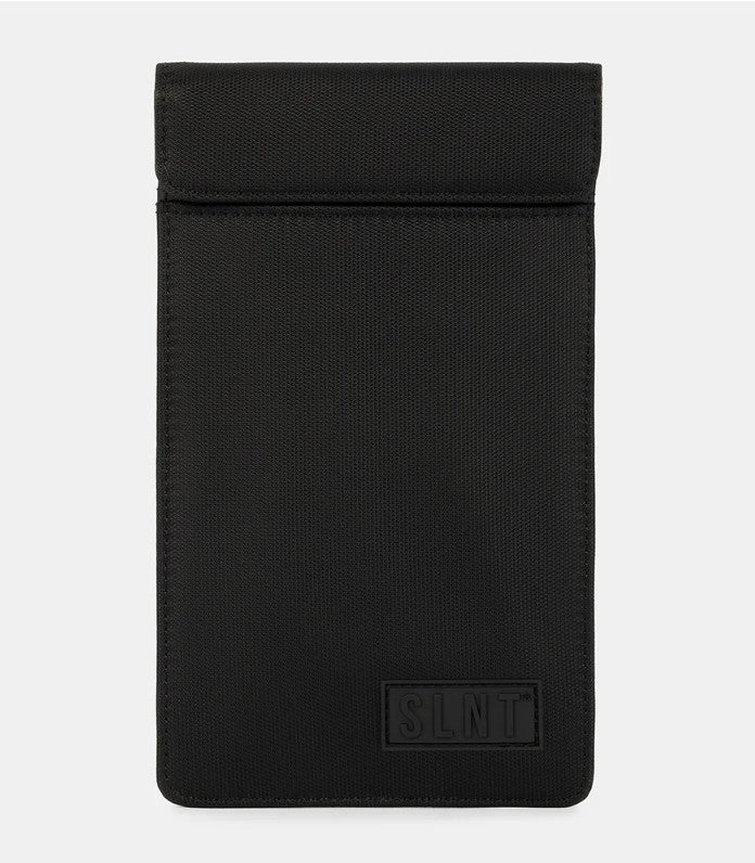 SLNT Faraday Phone Sleeve Medium Black Nylon