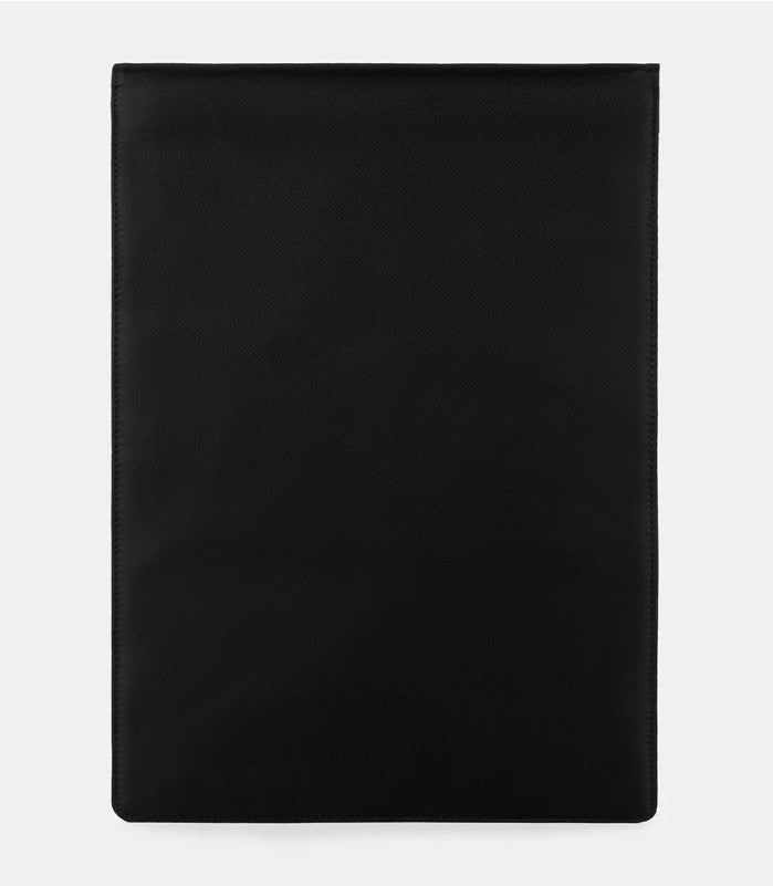 SLNT Vertical Faraday Laptop Sleeve 13/14 Inch Black Nylon