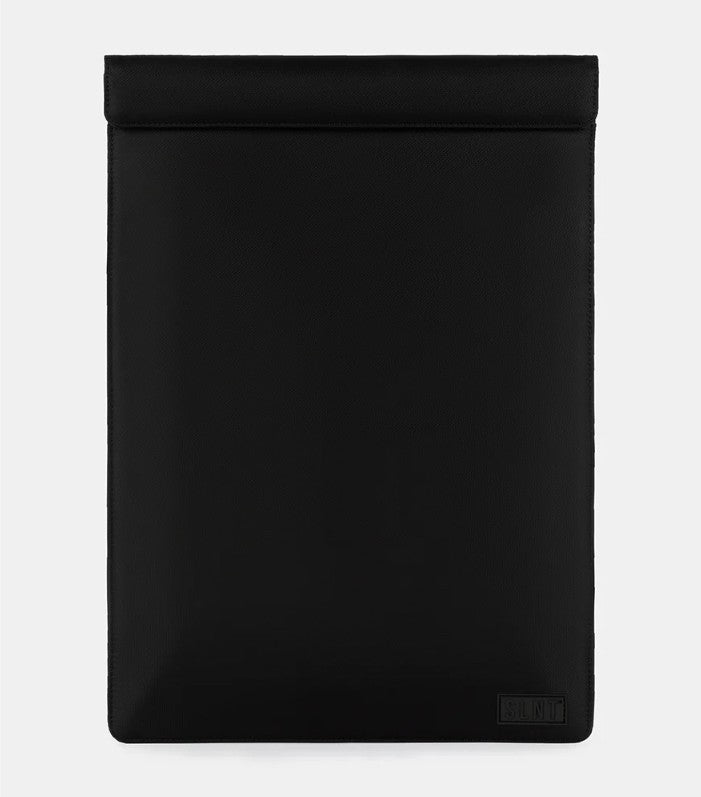 SLNT Vertical Faraday Laptop Sleeve 15/16 Inch Black Nylon